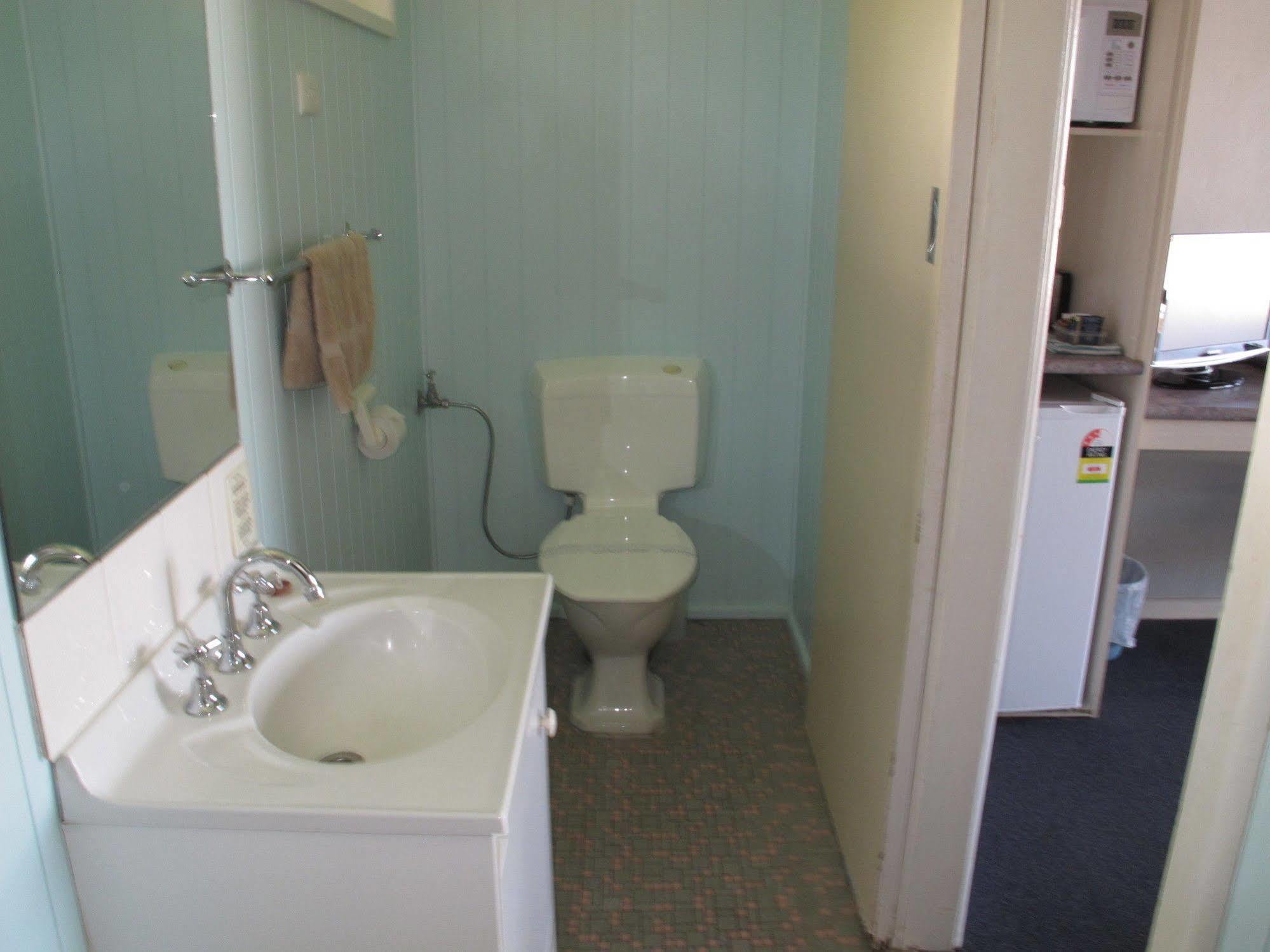 Gardens Motel 3*